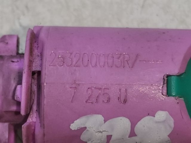 bontott RENAULT LAGUNA III Fék Pedál Kapcsoló