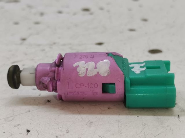 bontott RENAULT LAGUNA III Fék Pedál Kapcsoló