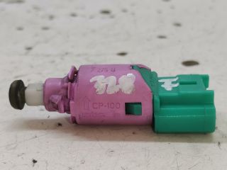 bontott RENAULT LAGUNA III Fék Pedál Kapcsoló