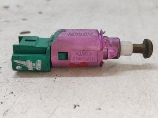 bontott RENAULT LAGUNA III Fék Pedál Kapcsoló