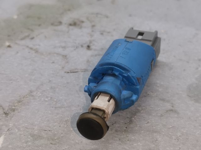 bontott RENAULT LAGUNA III Fék Pedál Kapcsoló