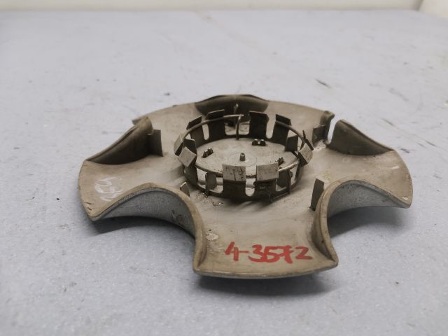 bontott RENAULT LAGUNA III Felniközép (1 db)