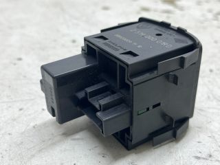 bontott RENAULT LAGUNA III Fényszórómagasság Állító Kapcsoló