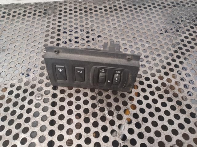 bontott RENAULT LAGUNA III Fényszórómagasság Állító Kapcsoló