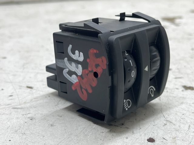 bontott RENAULT LAGUNA III Fényszórómagasság Állító Kapcsoló