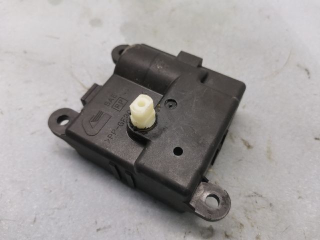 bontott RENAULT LAGUNA III Fűtés Állító Motor