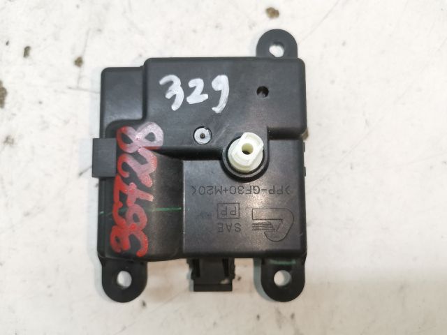 bontott RENAULT LAGUNA III Fűtés Állító Motor