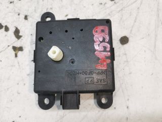 bontott RENAULT LAGUNA III Fűtés Állító Motor