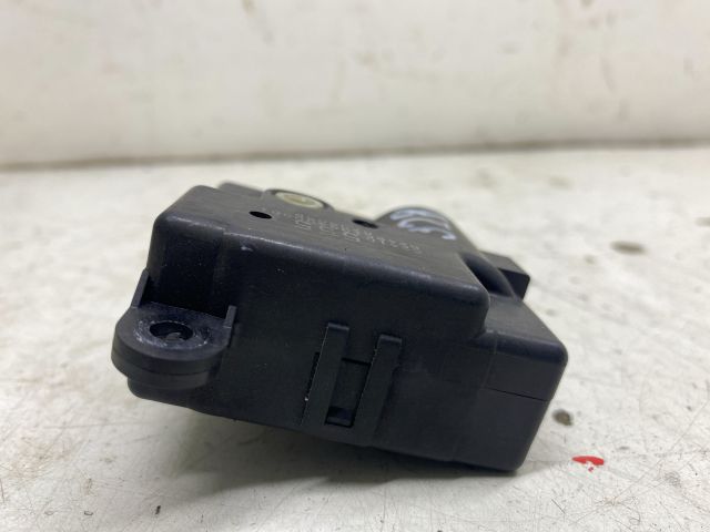 bontott RENAULT LAGUNA III Fűtés Állító Motor