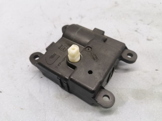 bontott RENAULT LAGUNA III Fűtés Állító Motor