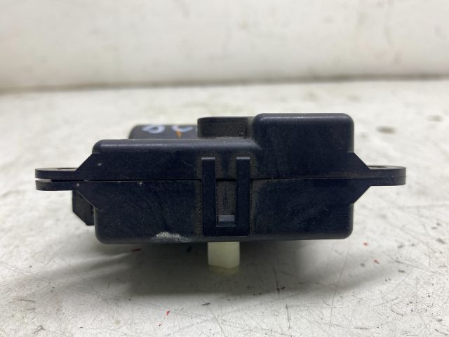 bontott RENAULT LAGUNA III Fűtés Állító Motor