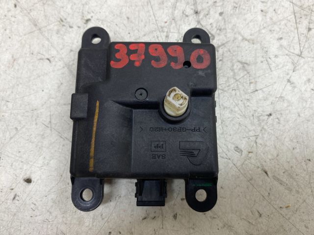 bontott RENAULT LAGUNA III Fűtés Állító Motor