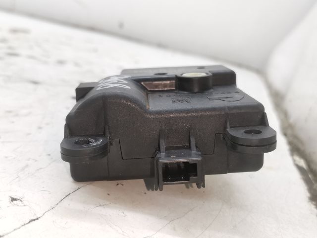 bontott RENAULT LAGUNA III Fűtés Állító Motor