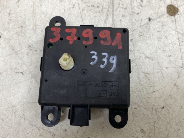 bontott RENAULT LAGUNA III Fűtés Állító Motor