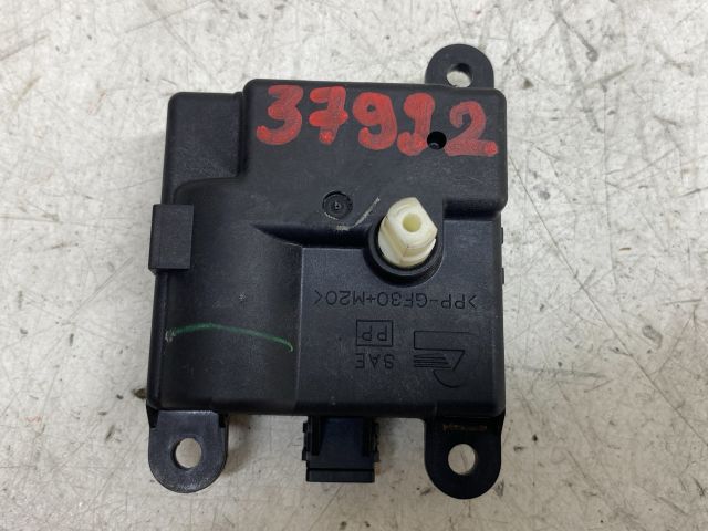 bontott RENAULT LAGUNA III Fűtés Állító Motor