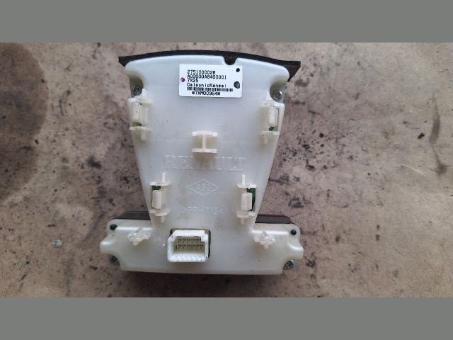 bontott RENAULT LAGUNA III Fűtéskapcsoló (digit klímás)