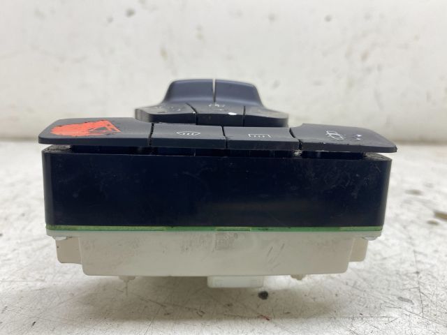 bontott RENAULT LAGUNA III Fűtéskapcsoló (digit klímás)