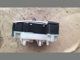 bontott RENAULT LAGUNA III Fűtéskapcsoló (digit klímás)