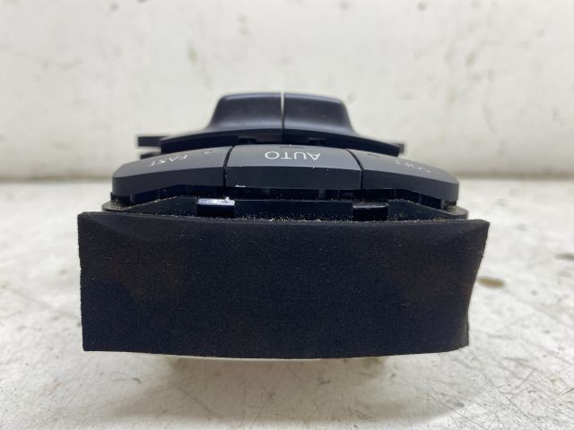 bontott RENAULT LAGUNA III Fűtéskapcsoló (digit klímás)