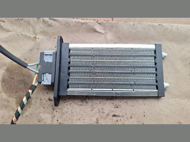 bontott RENAULT LAGUNA III Fűtőradiátor (Elektromos)