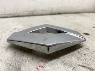 bontott RENAULT LAGUNA III Hátsó Embléma