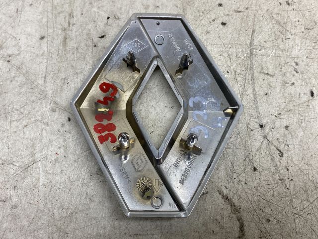 bontott RENAULT LAGUNA III Hátsó Embléma