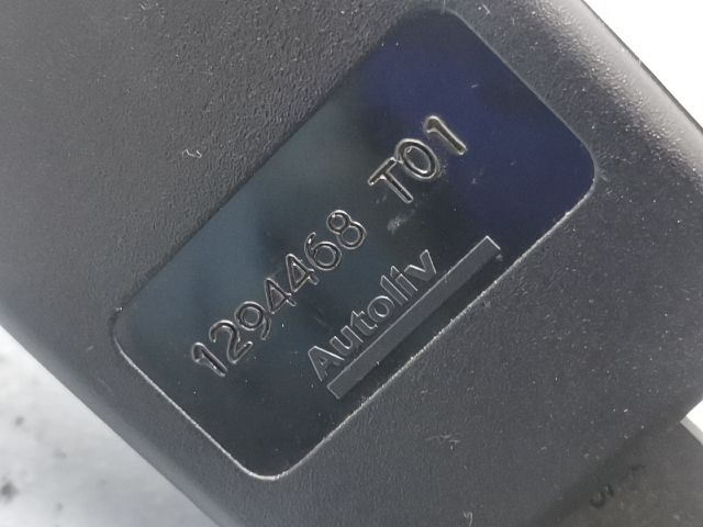 bontott RENAULT LAGUNA III Hátsó középső Biztonsági Öv Csat