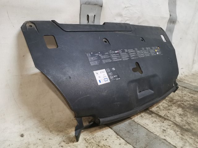 bontott RENAULT LAGUNA III Homlokfal Burkolat