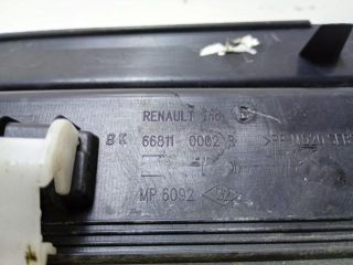 bontott RENAULT LAGUNA III Hűtőrács