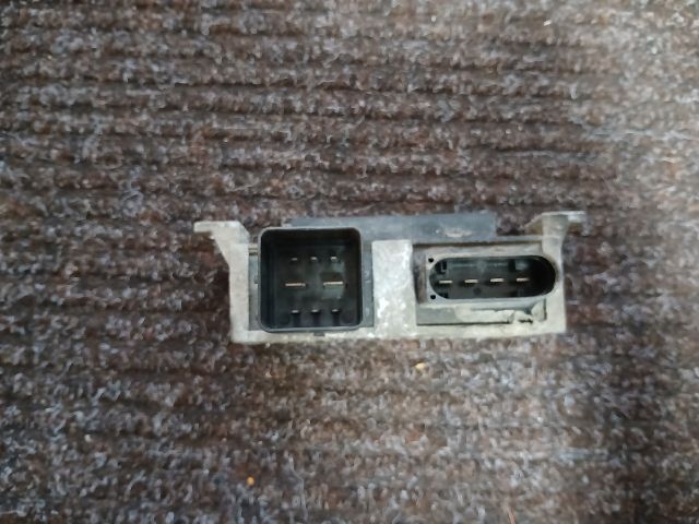 bontott RENAULT LAGUNA III Izzító Relé