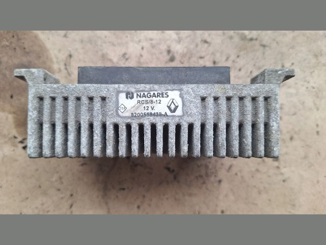 bontott RENAULT LAGUNA III Izzító Relé