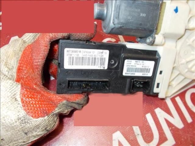bontott RENAULT LAGUNA III Jobb első Ablakemelő Motor