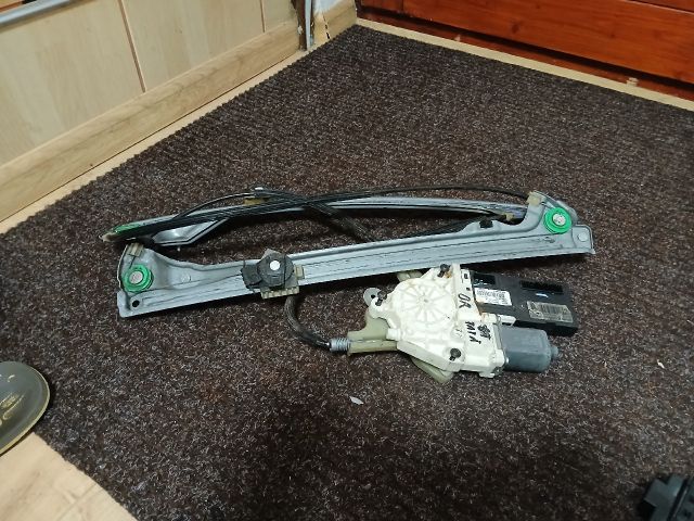 bontott RENAULT LAGUNA III Jobb első Ablakemelő Szerkezet (Elektromos)