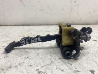 bontott RENAULT LAGUNA III Jobb első Ajtóhatároló