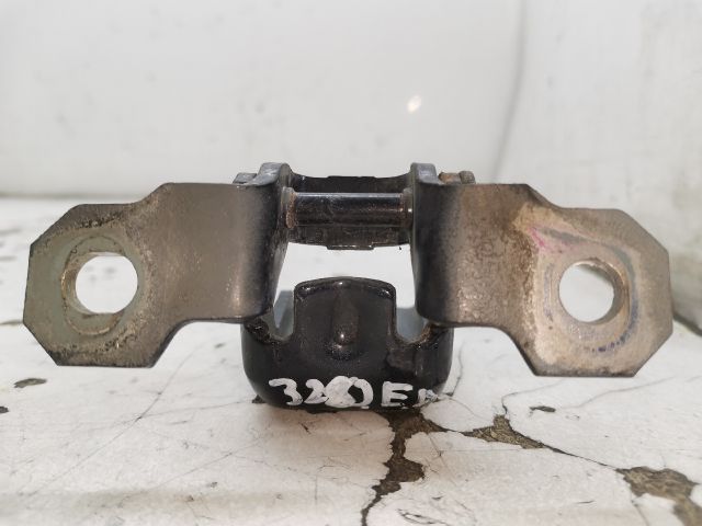 bontott RENAULT LAGUNA III Jobb első Alsó Zsanér