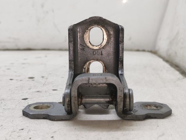 bontott RENAULT LAGUNA III Jobb első Alsó Zsanér