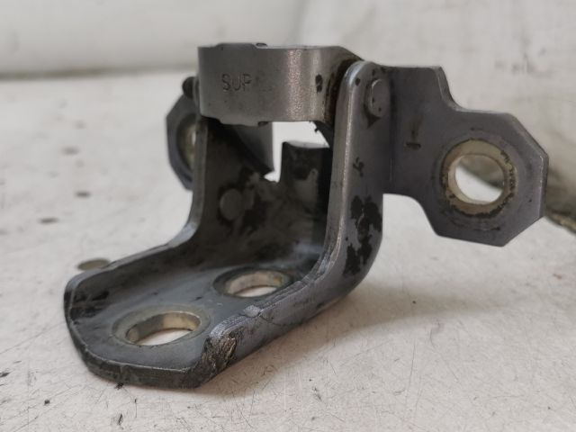 bontott RENAULT LAGUNA III Jobb első Felső Zsanér