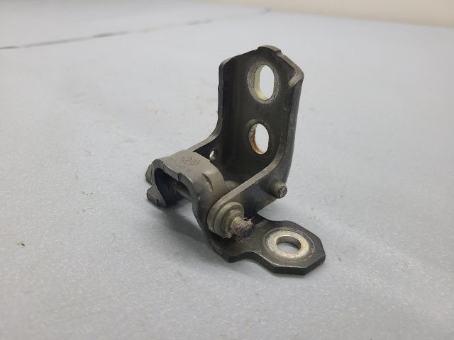 bontott RENAULT LAGUNA III Jobb első Felső Zsanér