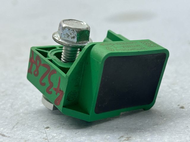 bontott RENAULT LAGUNA III Jobb első Oldal Ütközés Érzékelő