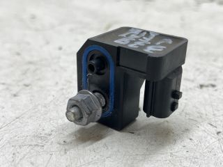 bontott RENAULT LAGUNA III Jobb első Oldal Ütközés Érzékelő