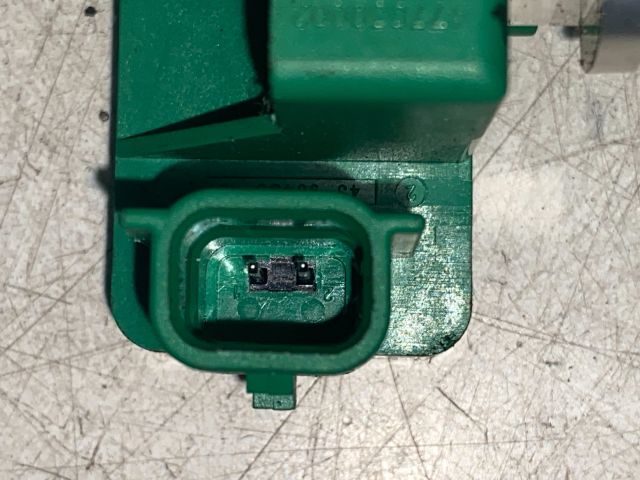 bontott RENAULT LAGUNA III Jobb első Oldal Ütközés Érzékelő