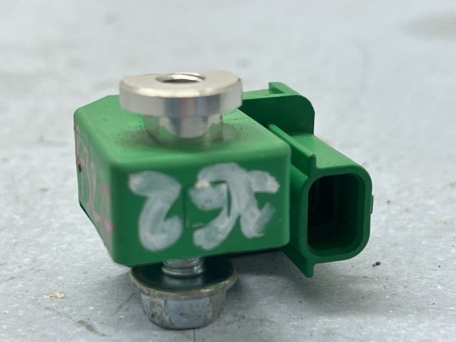 bontott RENAULT LAGUNA III Jobb első Oldal Ütközés Érzékelő