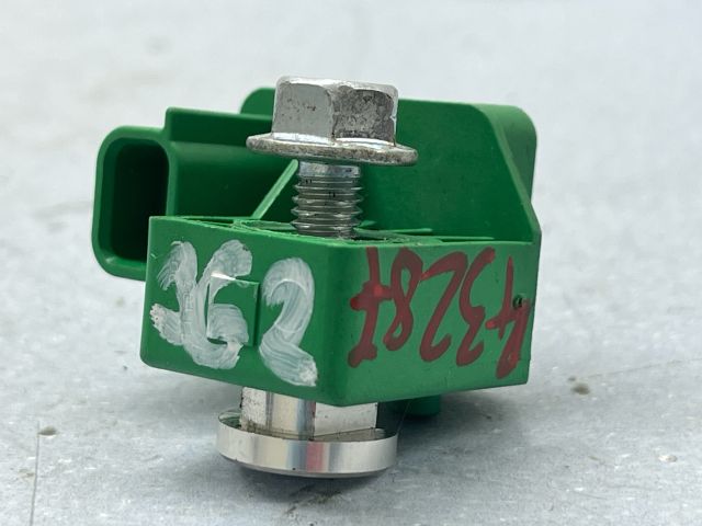 bontott RENAULT LAGUNA III Jobb első Oldal Ütközés Érzékelő