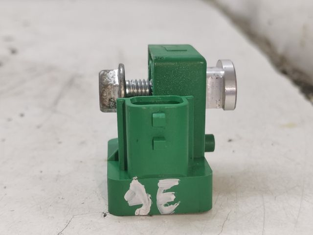 bontott RENAULT LAGUNA III Jobb első Oldal Ütközés Érzékelő