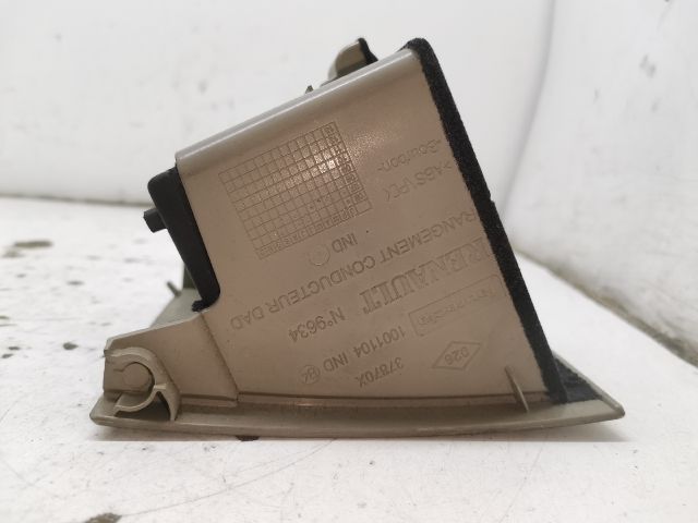 bontott RENAULT LAGUNA III Jobb első Tároló Rekesz