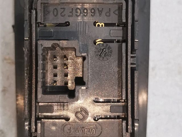 bontott RENAULT LAGUNA III Jobb hátsó Ablakemelő Kapcsoló