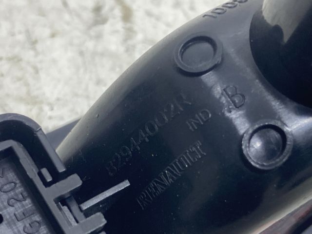 bontott RENAULT LAGUNA III Jobb hátsó Ablakemelő Kapcsoló