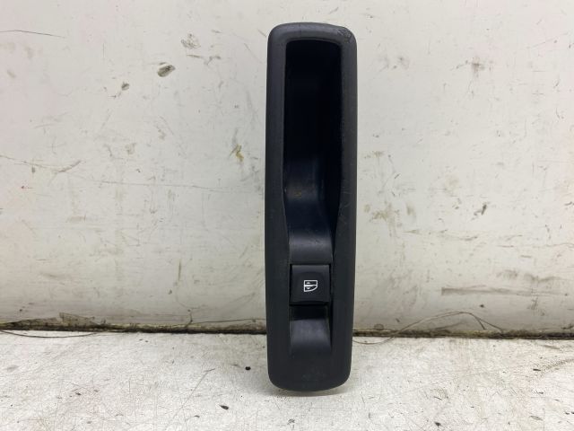 bontott RENAULT LAGUNA III Jobb hátsó Ablakemelő Kapcsoló