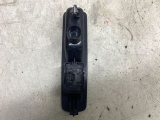 bontott RENAULT LAGUNA III Jobb hátsó Ablakemelő Kapcsoló