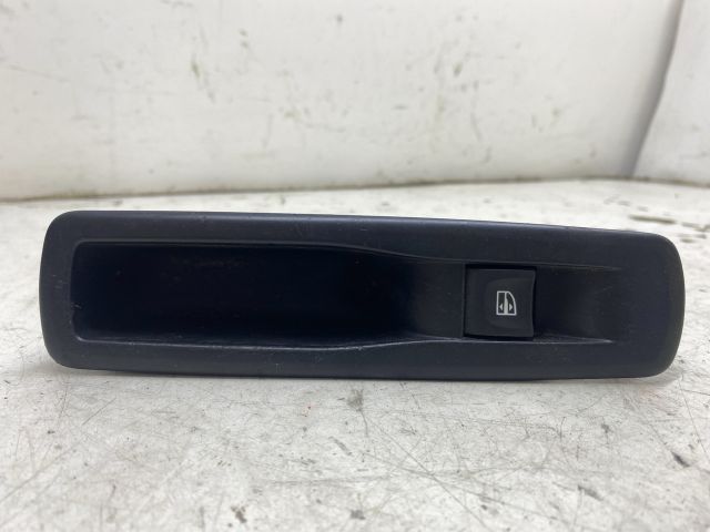 bontott RENAULT LAGUNA III Jobb hátsó Ablakemelő Kapcsoló